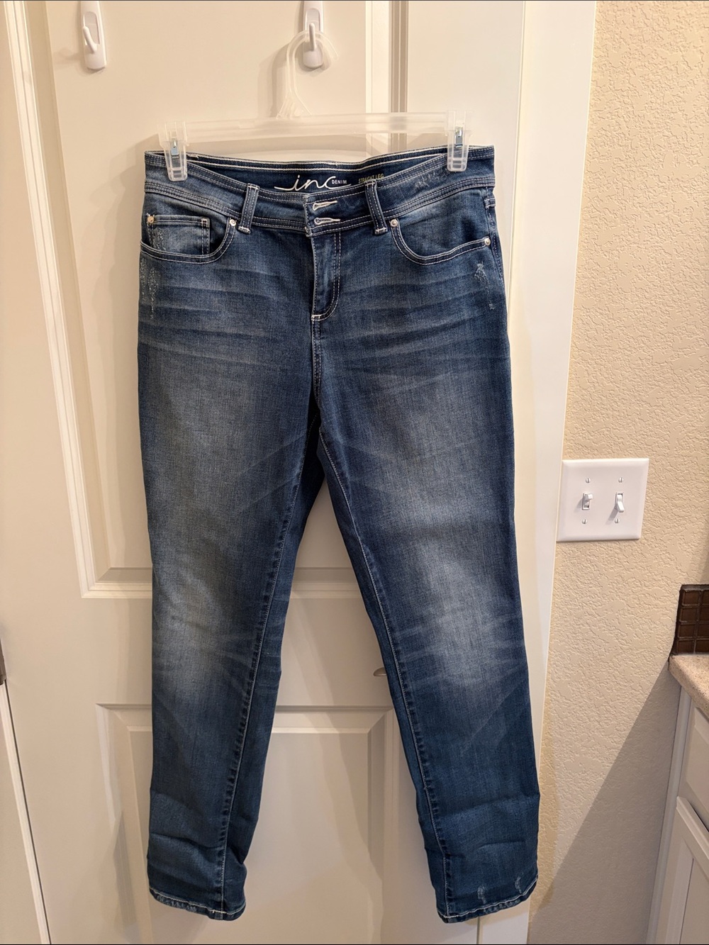 INC International Concepts NWOT Medium Blue Straight Leg Jeans